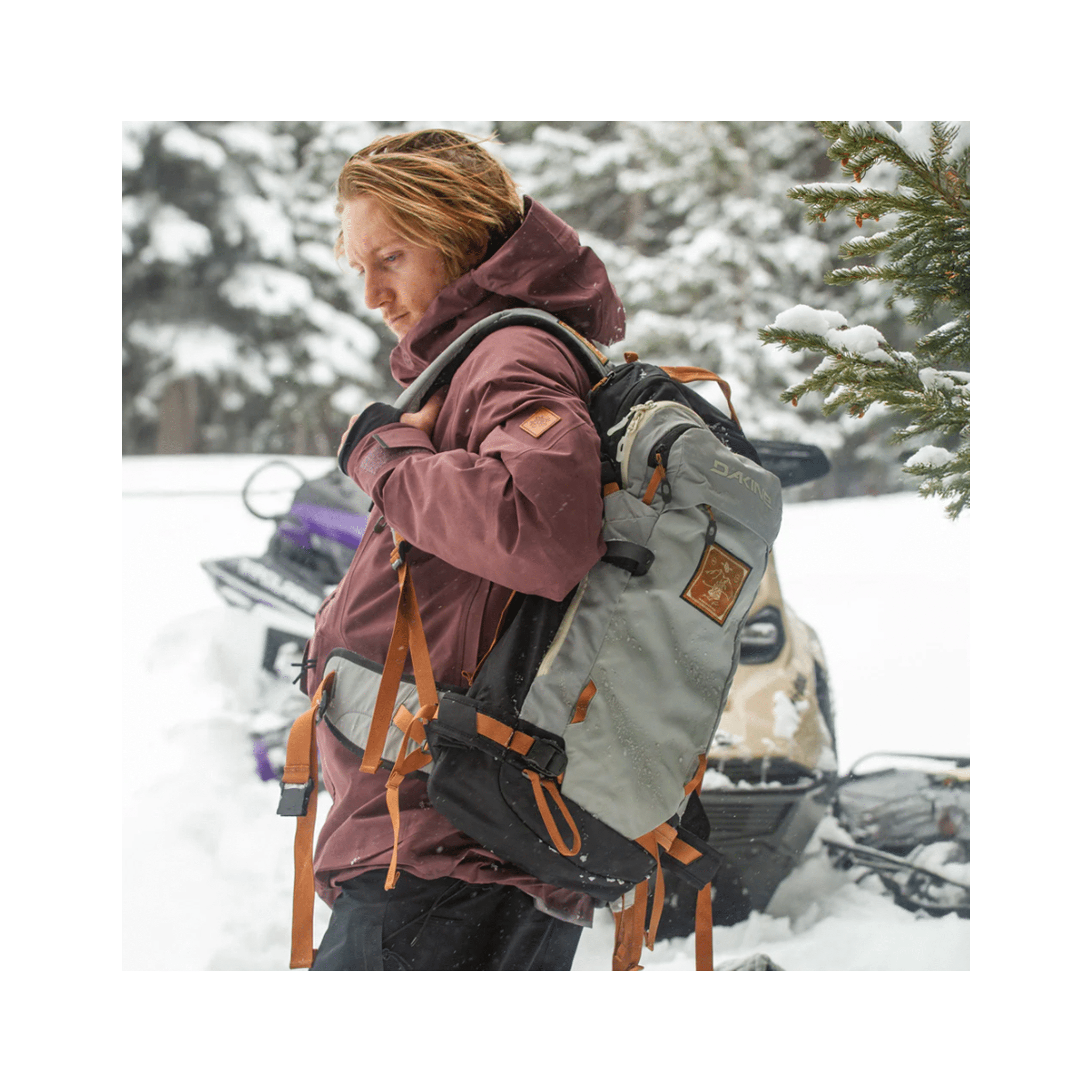 Dakine Team Poacher 22L - Red Gerard - 7B Boardshop