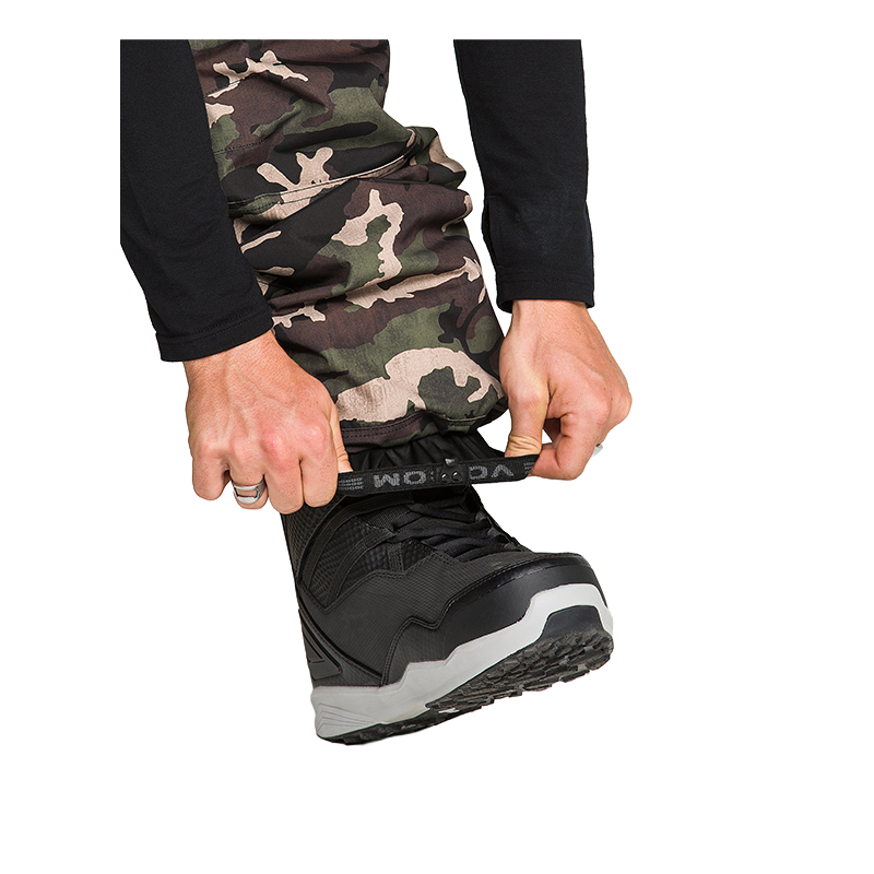 Volcom NWRK Baggy Pant in Camo